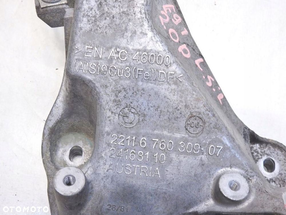 ŁAPA SILNIKA BMW 3 E91 2.0 D 6760309 - 6