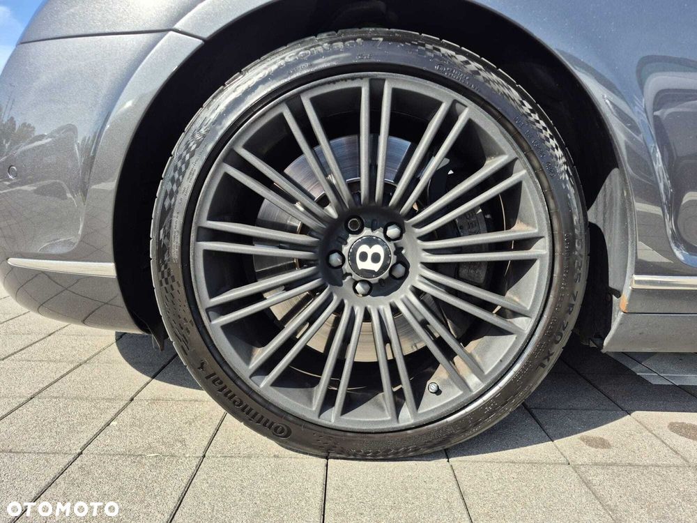 Bentley Continental GT Speed - 32