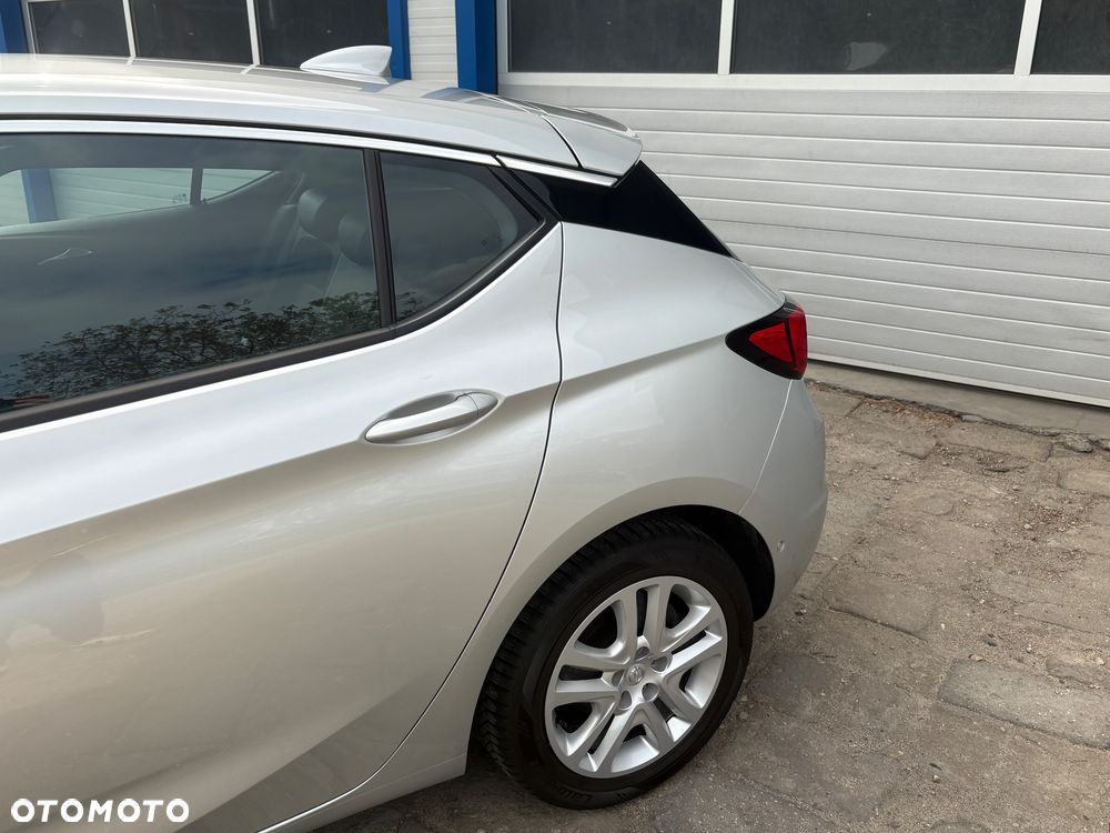 Opel Astra 1.4 T Enjoy - 24