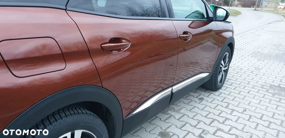 Peugeot 3008 1.6 THP Allure S&S EAT6 - 22