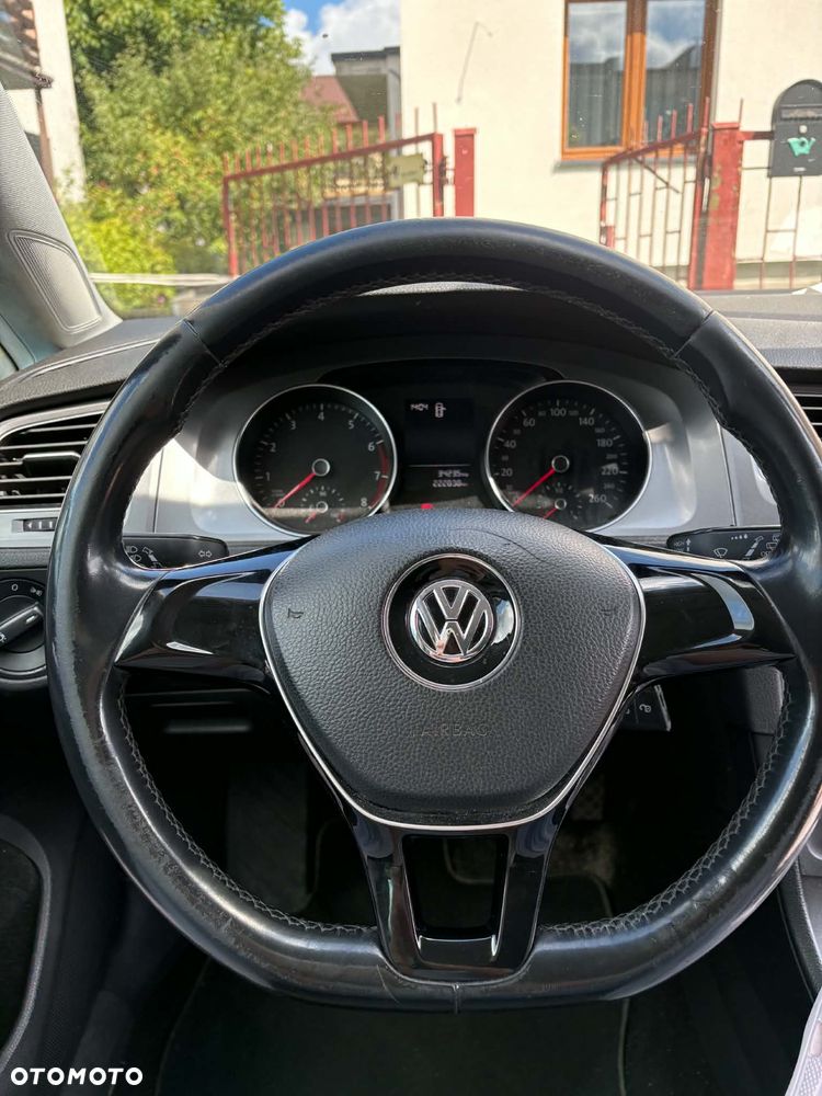 Volkswagen Golf 1.2 TSI BMT Trendline - 11