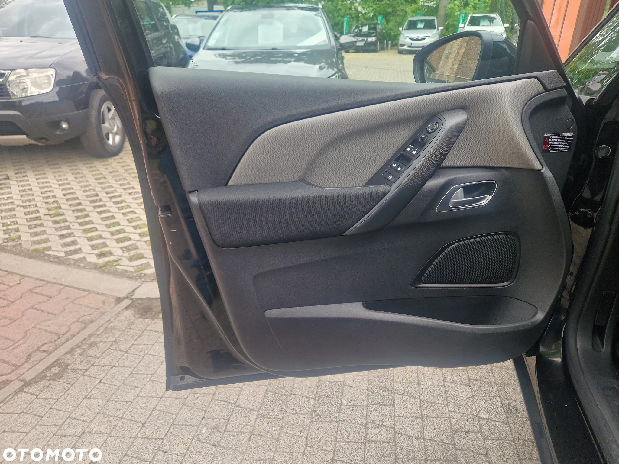 Citroën C4 Picasso BlueHDi 150 Seduction - 23