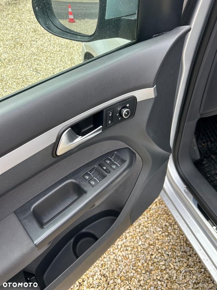 Volkswagen Touran 1.6 TDI DPF BlueMotion Technology DSG Life - 5