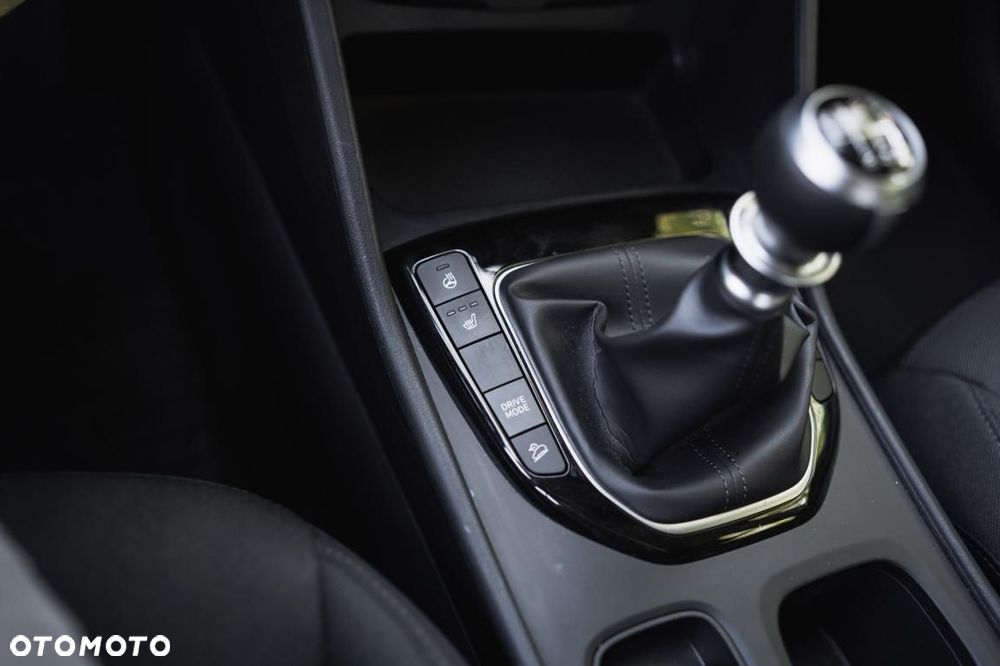 Hyundai Tucson - 16