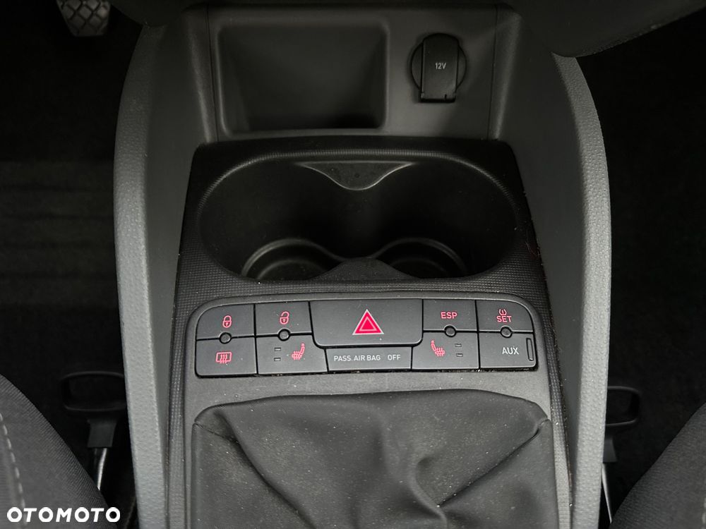 Seat Ibiza 1.4 16V Style - 28