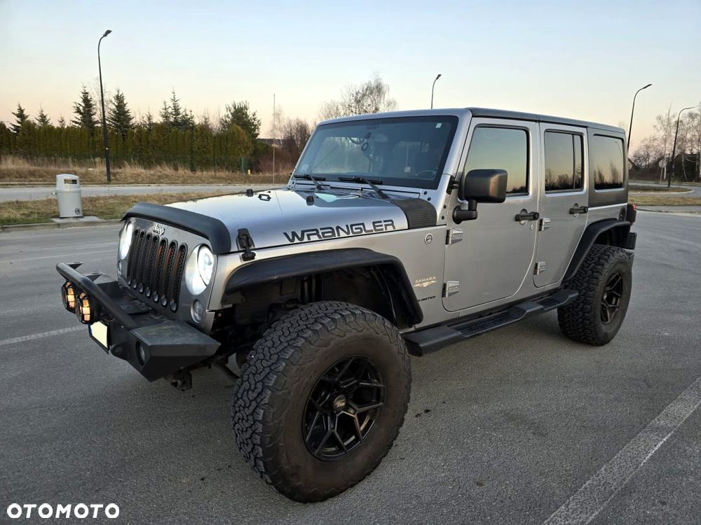 Jeep Wrangler 3.6 Unlim Sahara - 9