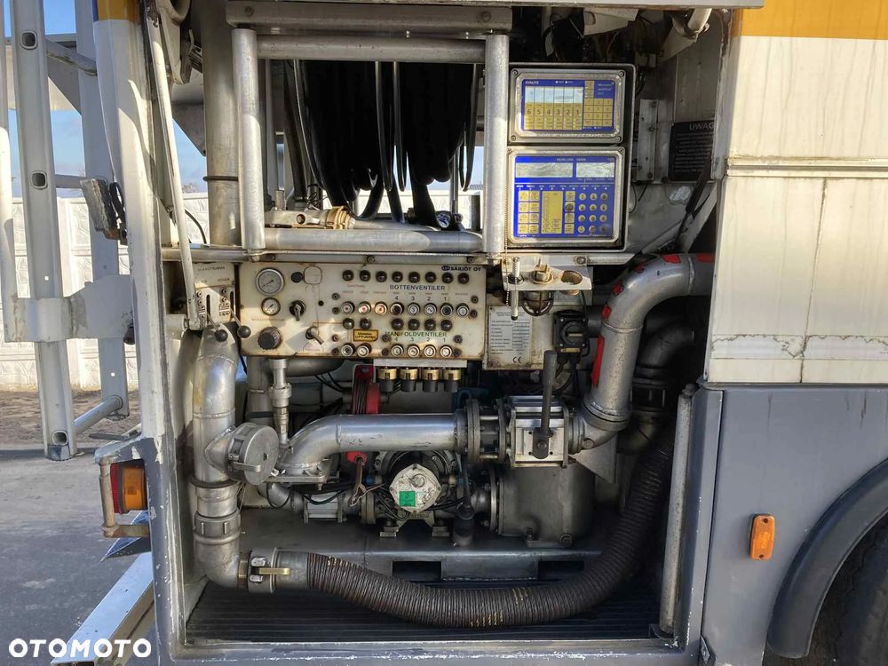 Scania R 124 GB6X2 - 19