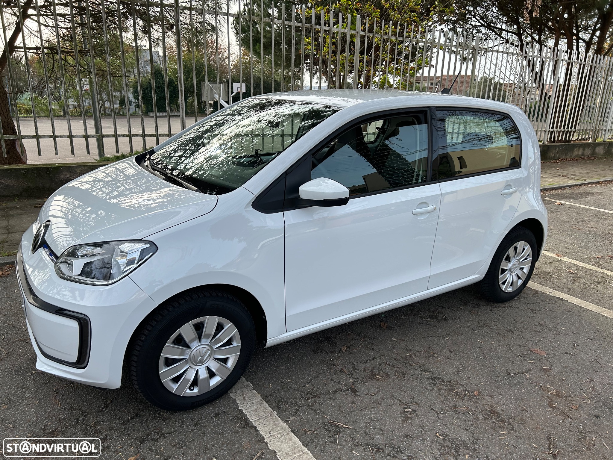 VW e-Up! Edition - 3