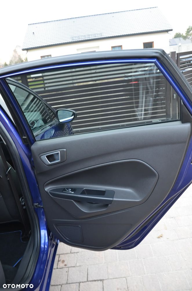 Ford Fiesta 1.0 EcoBoost STart-Stop Titanium - 15