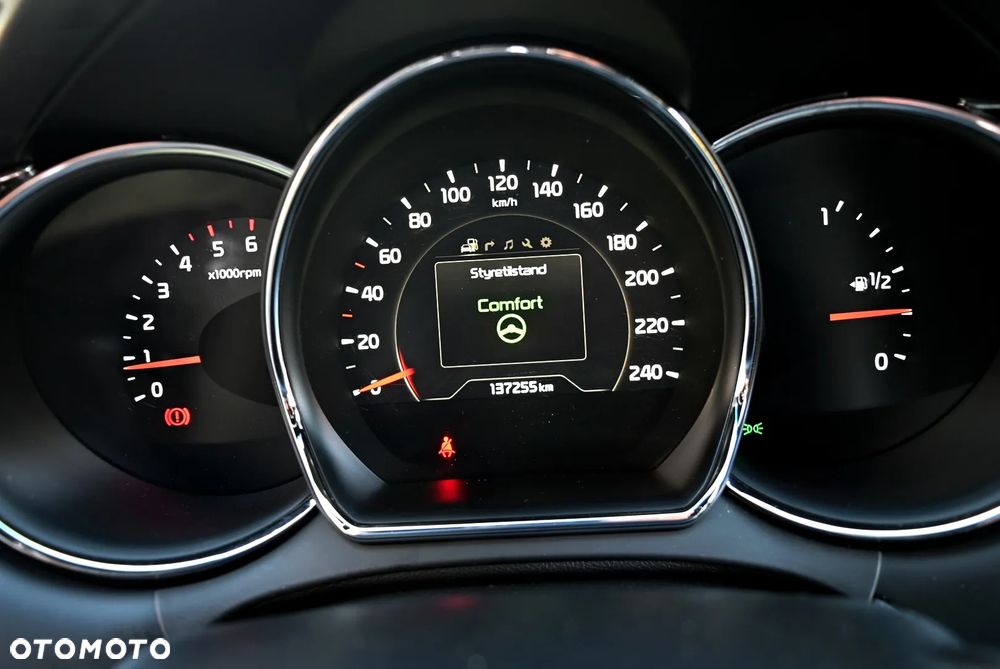 Kia Ceed 1.6 CRDi SCR GT-Line - 27
