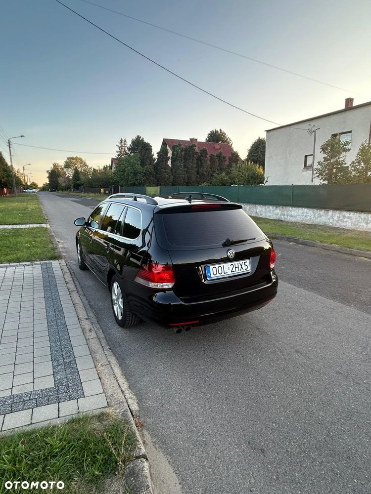 Volkswagen Golf 2.0 TDI DPF MATCH - 3