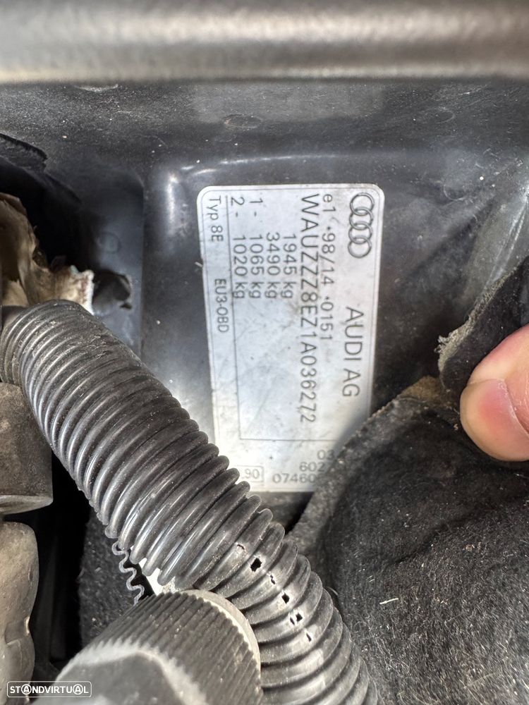 Audi A4 1.9 TDI m5 Sport - 12