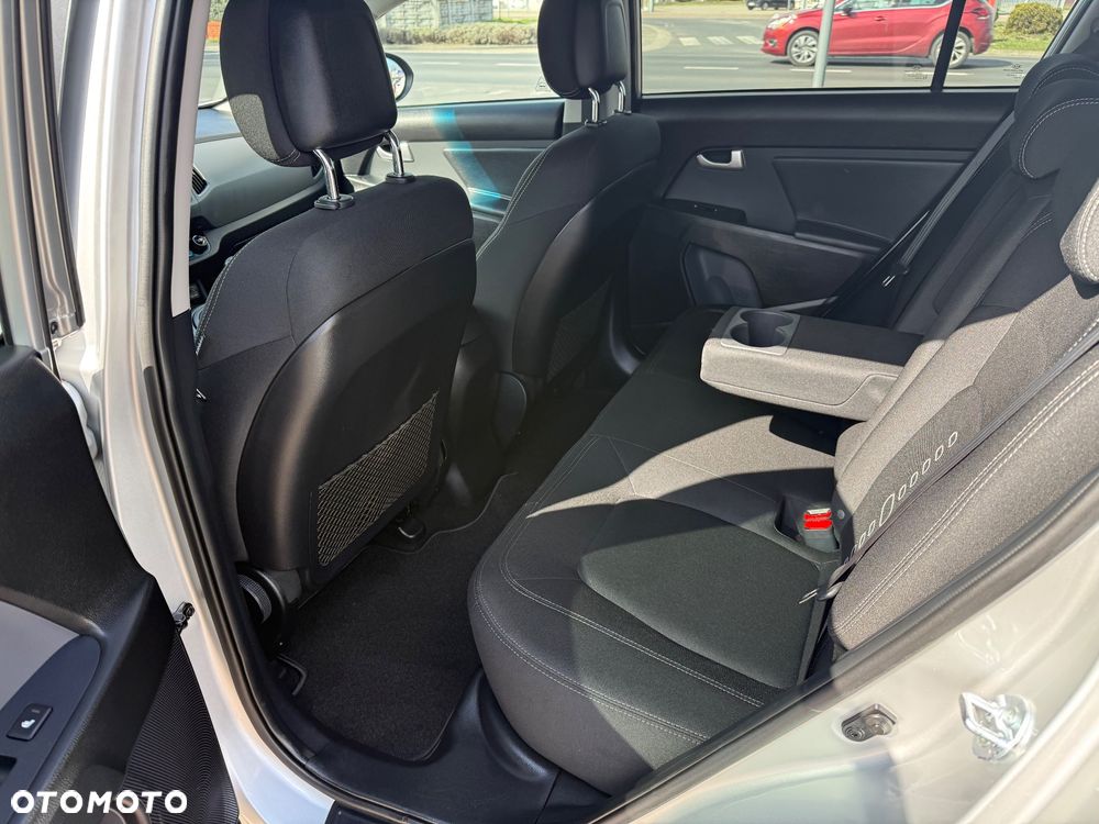 Kia Sportage 1.7 CRDI 2WD Edition 7 - 13