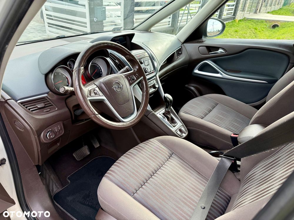 Opel Zafira Tourer 1.4 Turbo Automatik Business Innovation - 9