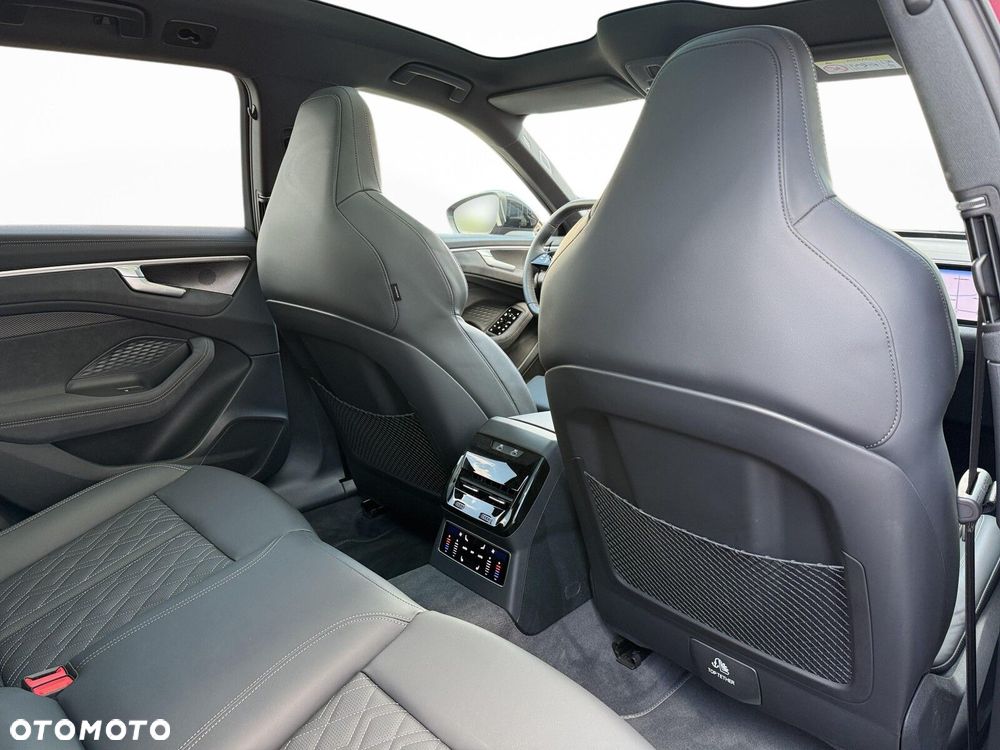 Audi A6 Avant TFSI mHEV Quattro S tronic - 30