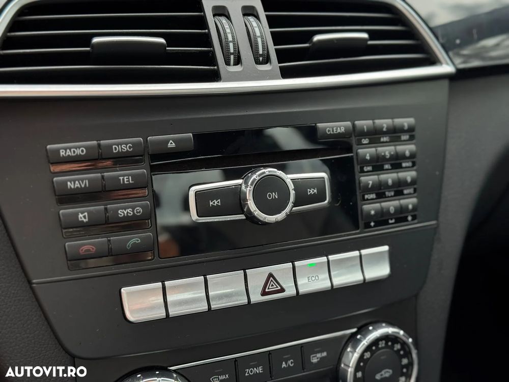 Mercedes-Benz C 180 T CGI BlueEFFICIENCY - 30