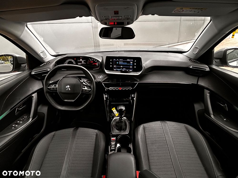 Peugeot 2008 - 7