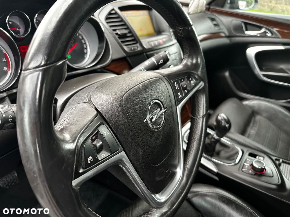 Opel Insignia - 18