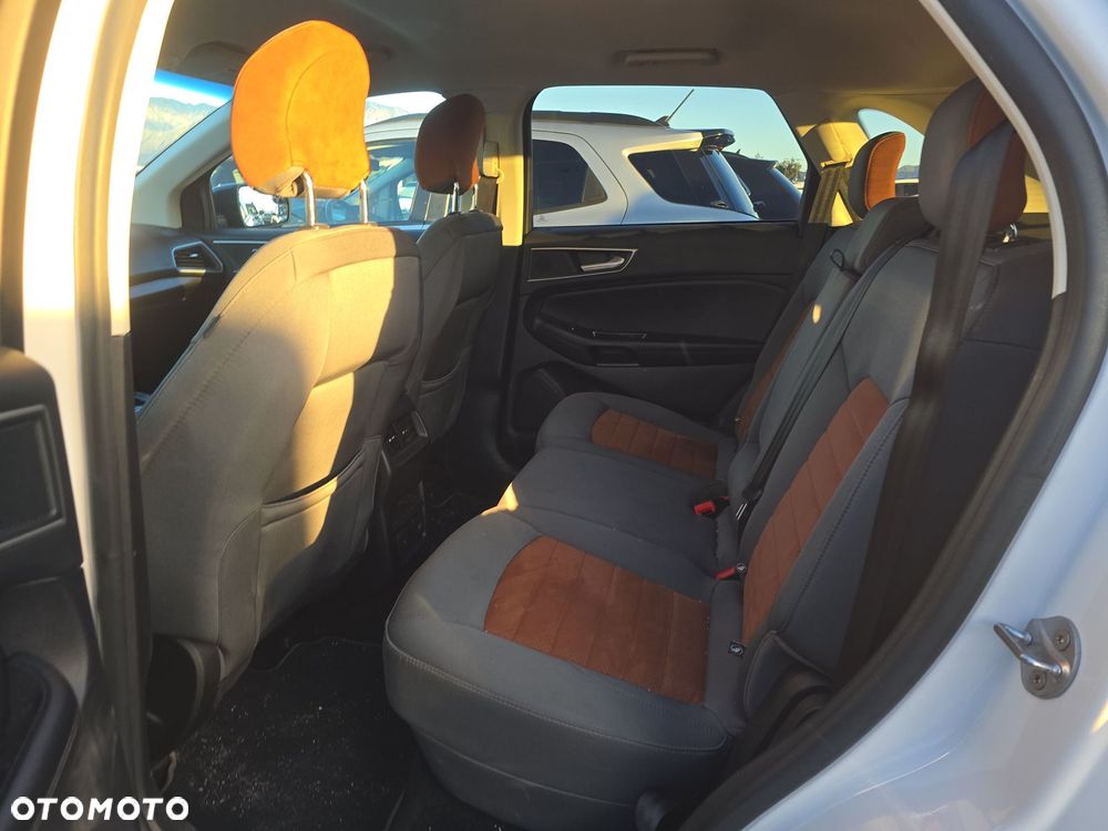 Ford Edge 2.0 EcoBlue Twin-Turbo 4WD Titanium - 9