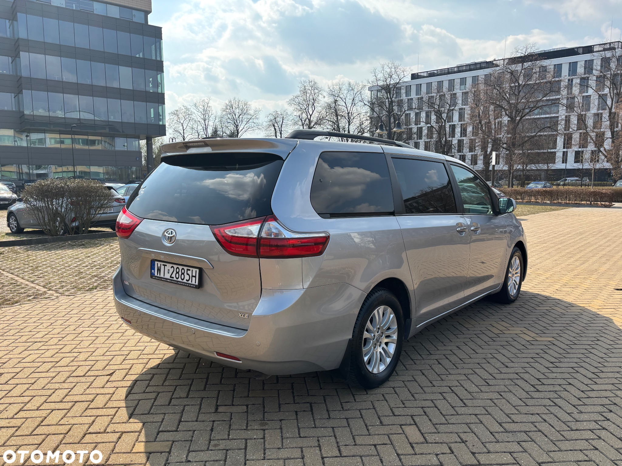 Toyota Sienna 3.5 V6 XLE AWD - 6
