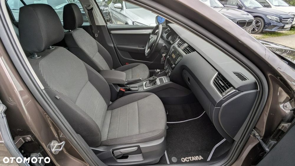 Skoda Octavia - 20
