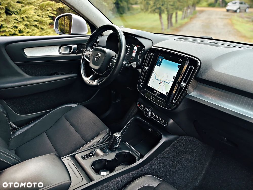Volvo XC 40 D3 Geartronic Momentum - 31