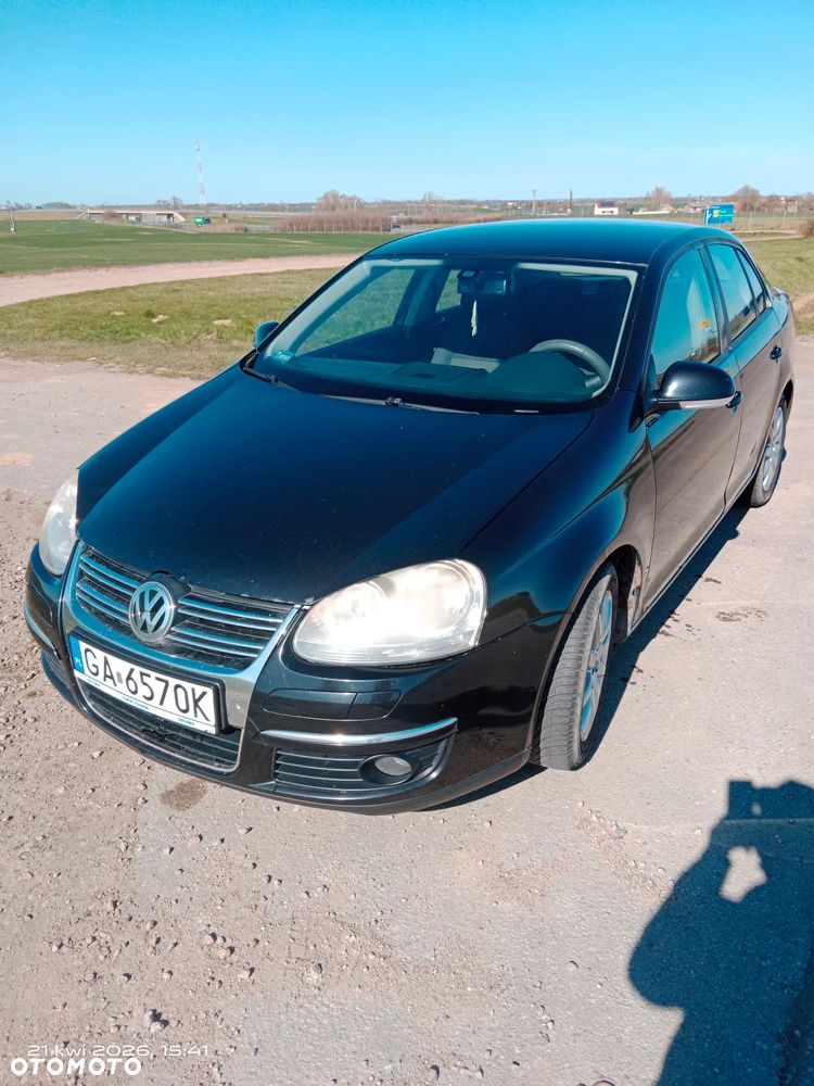 Volkswagen Jetta 1.6 Comfortline - 1