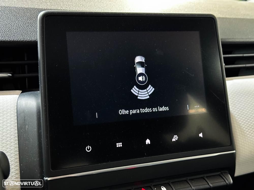 Renault Clio 1.0 TCe Exclusive CVT - 50