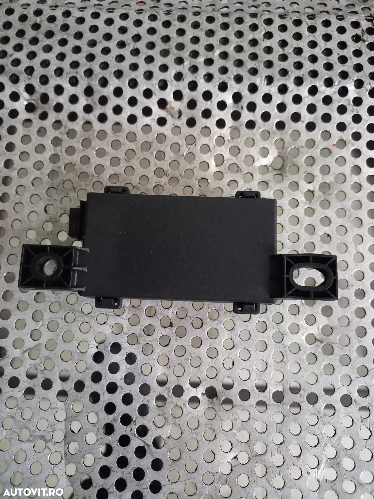 Senzor Alarma Land Rover Range Rover Sport L320 Discovey 3 Motor 276DT An 2005-2006-2007-2008-2009-2010-2011-2012 Cod YWY000120 Dezmembrez Range Rover Sport L320 2.7 Tdv6 Motor 276DT - Dezmembrari Arad - 4