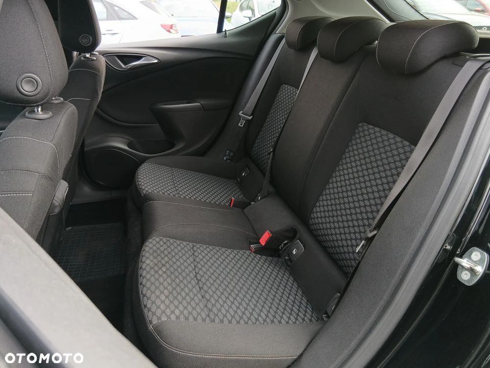 Opel Astra 1.4 T Enjoy - 15