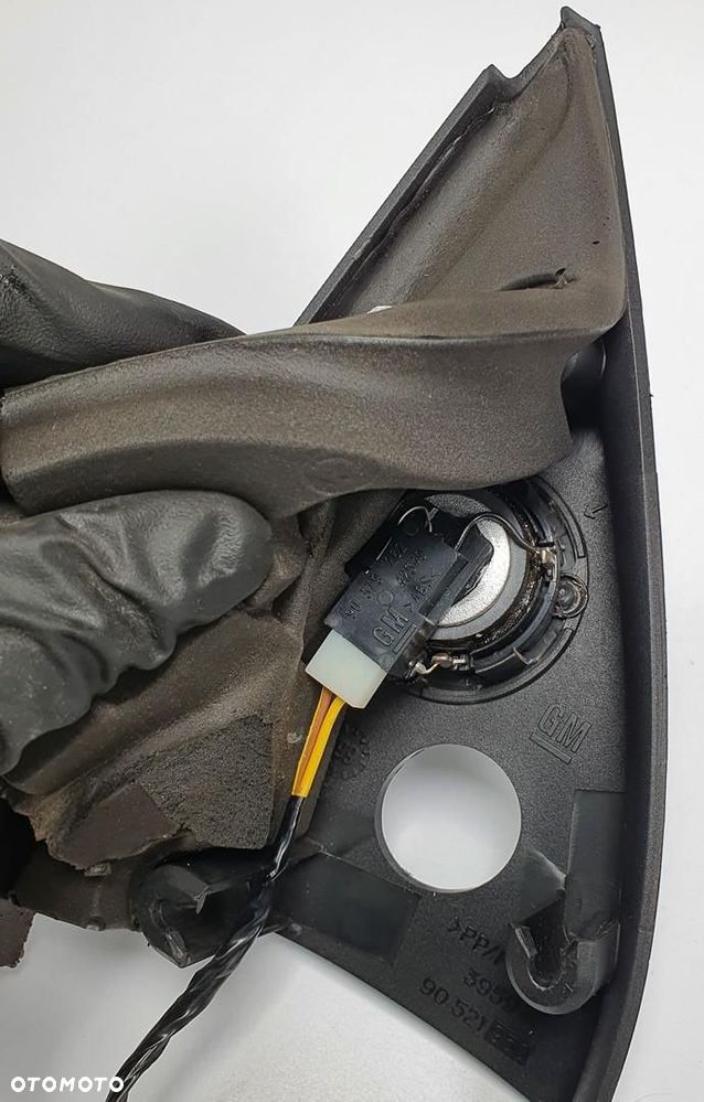 TRÓJKĄT OSŁONA GŁOŚNIK PRAWY PRZÓD OPEL ASTRA II G 90521950 90379282 - 6
