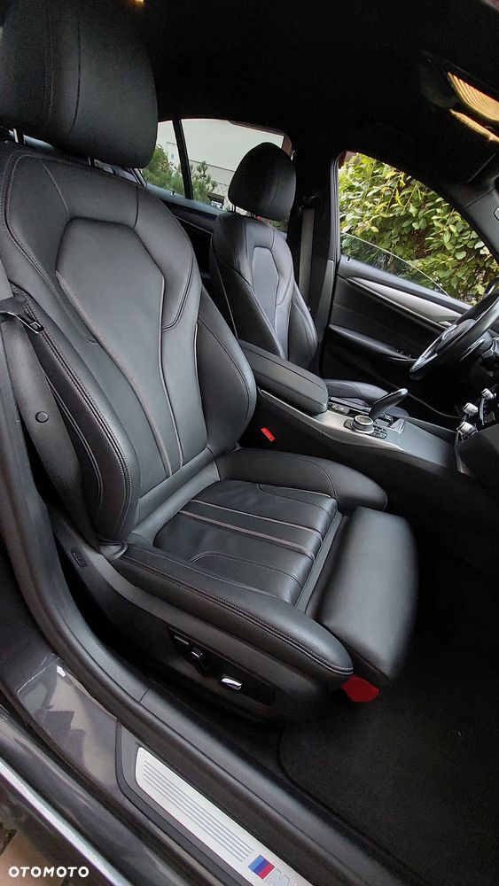 BMW Seria 5 518d M Sport - 22