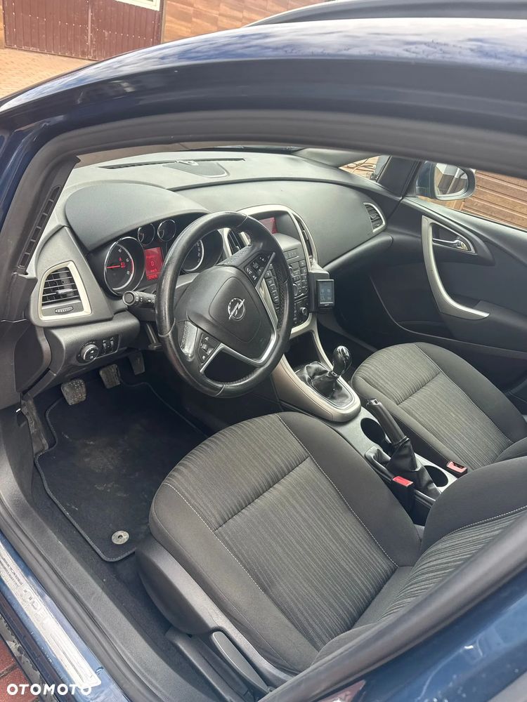 Opel Astra - 8