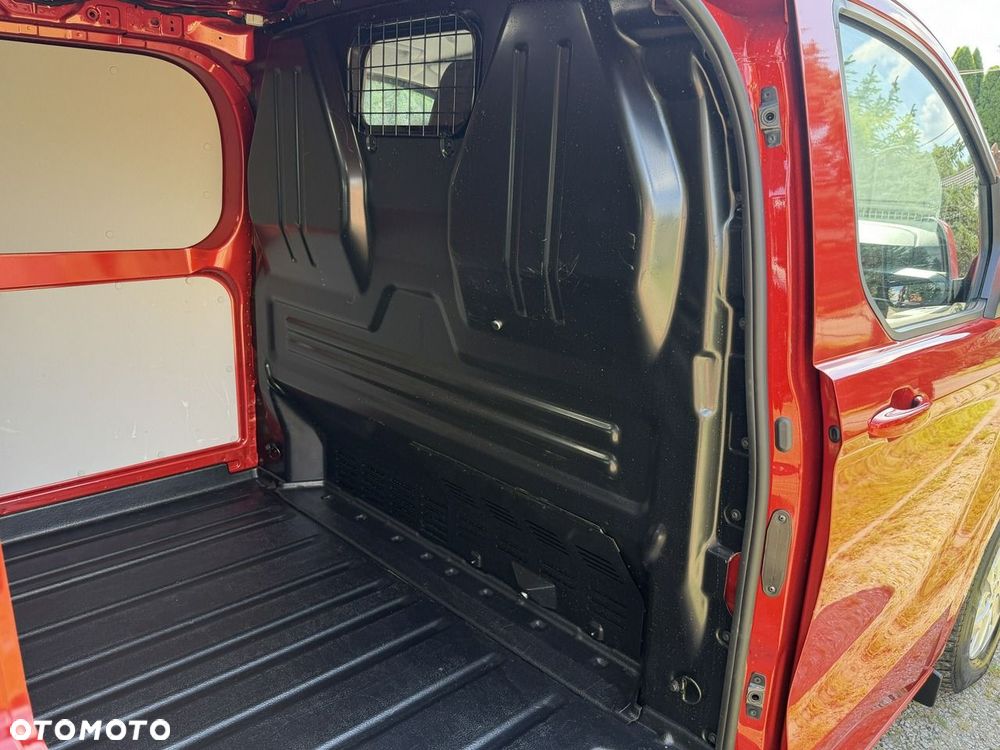 Ford Transit - 15