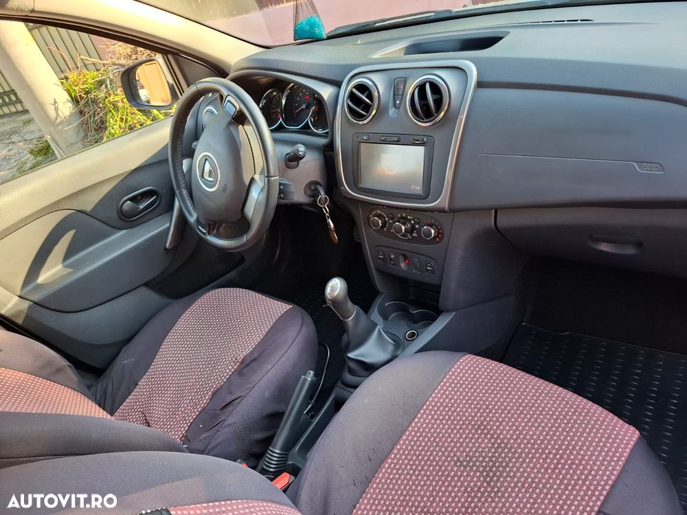 Dacia Sandero 1.5 90CP Stepway - 5