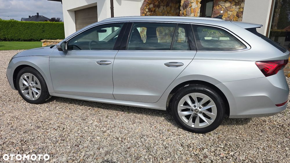 Skoda Octavia 2.0 TDI Ambition DSG - 6