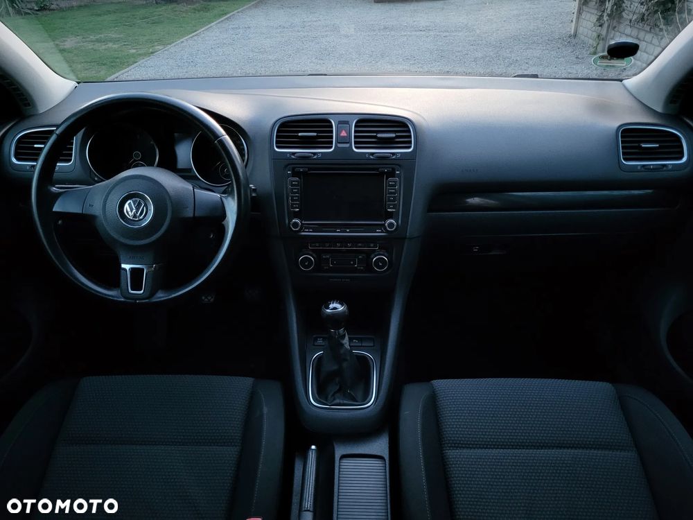 Volkswagen Golf - 11