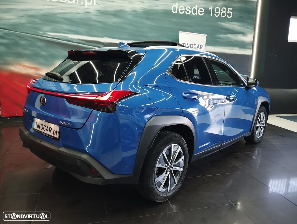 Lexus UX 300e Premium - 5