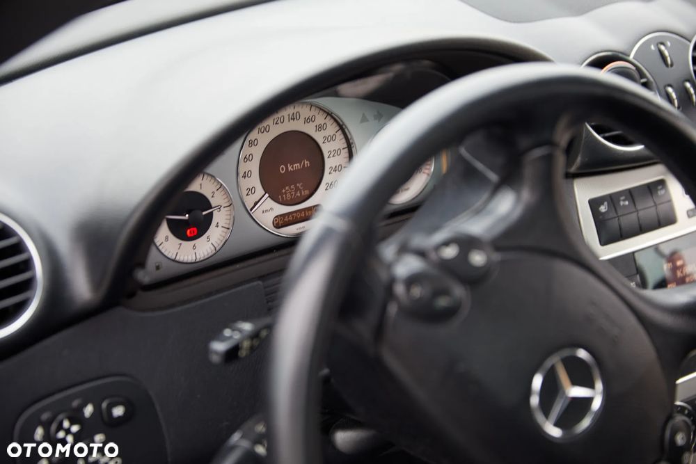 Mercedes-Benz CLK - 15