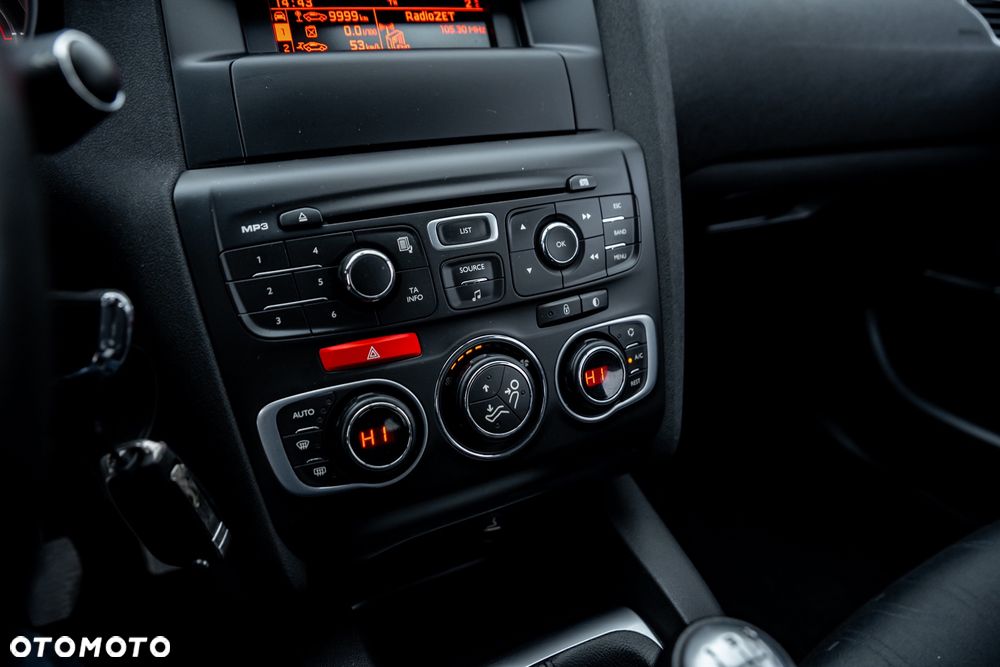 Citroën C4 VTi 120 Attraction - 28