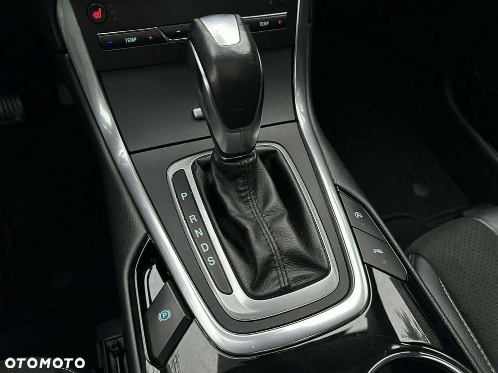 Ford S-Max - 39