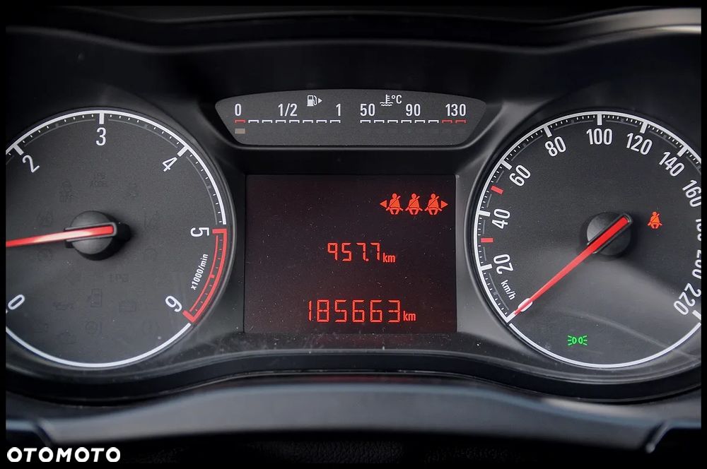 Opel Corsa - 24