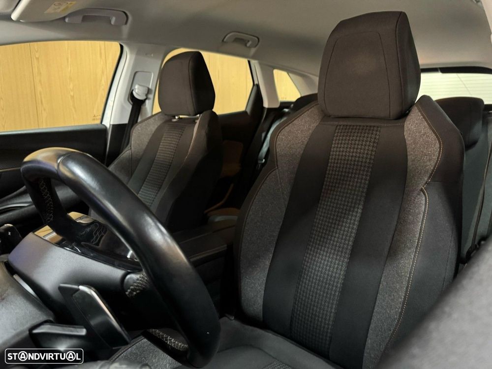 Peugeot 3008 1.5 BlueHDi Active Pack EAT8 - 15