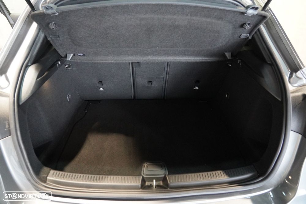 Mercedes-Benz A 180 d Progressive - 30