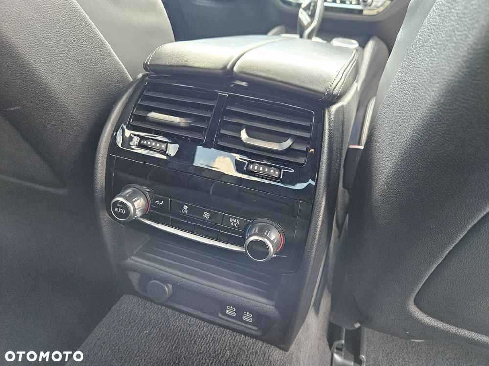 BMW Seria 5 545e xDrive M Sport sport - 12