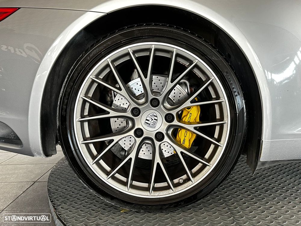 Porsche 911 Série F - 3