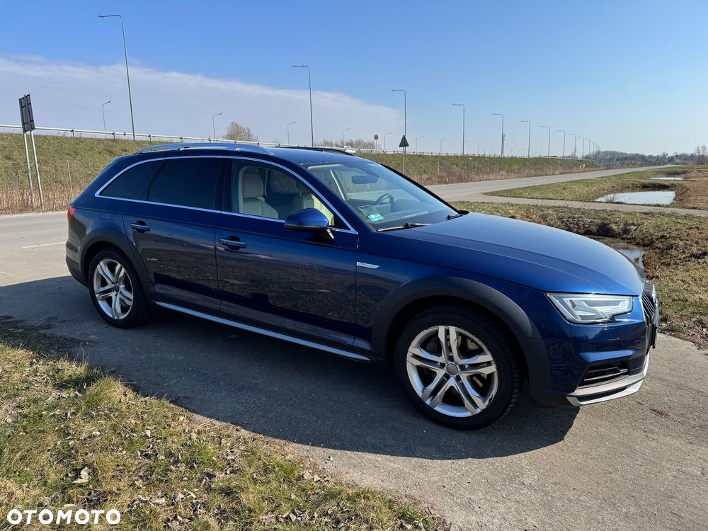 Audi A4 Allroad - 10