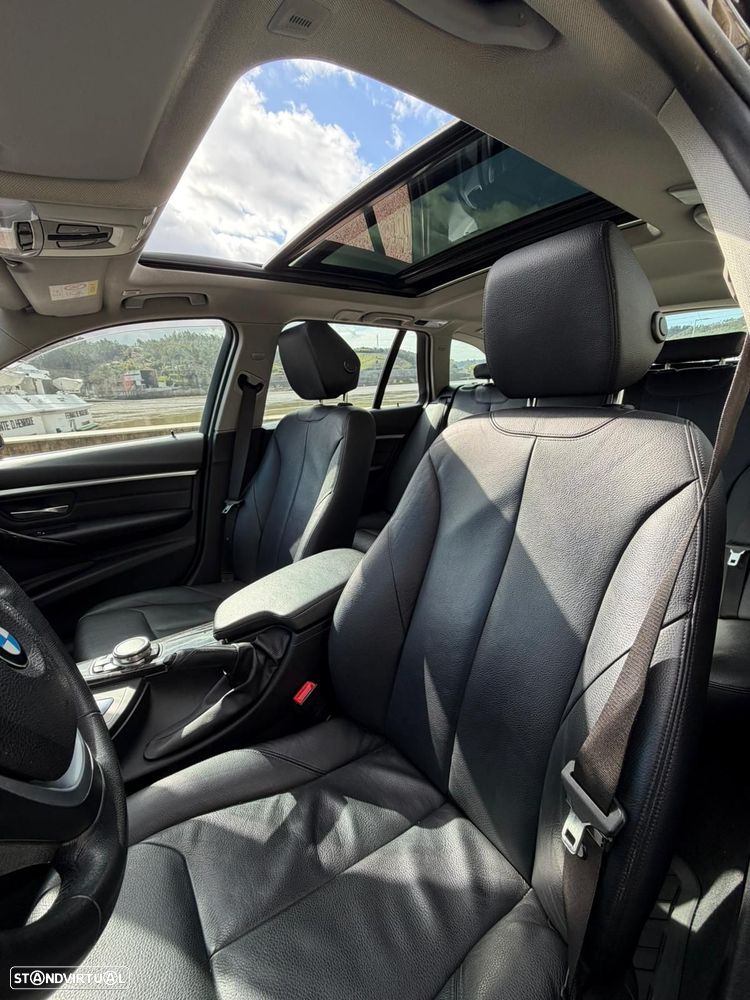 BMW 320 d xDrive Line Luxury Auto - 12