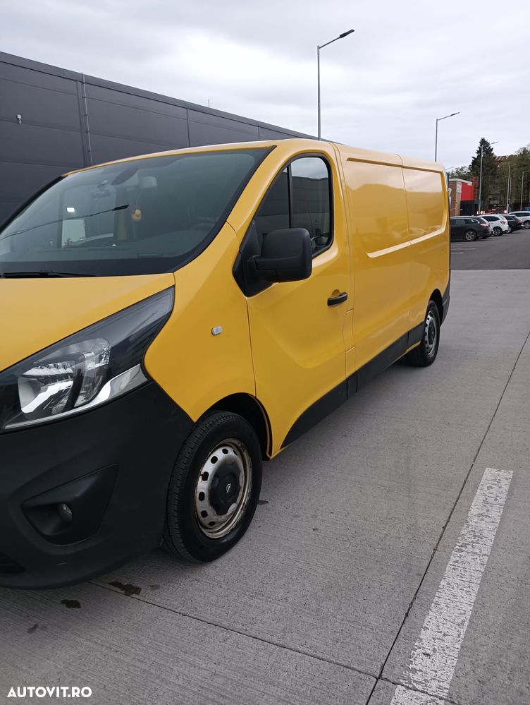 Opel Vivaro - 8