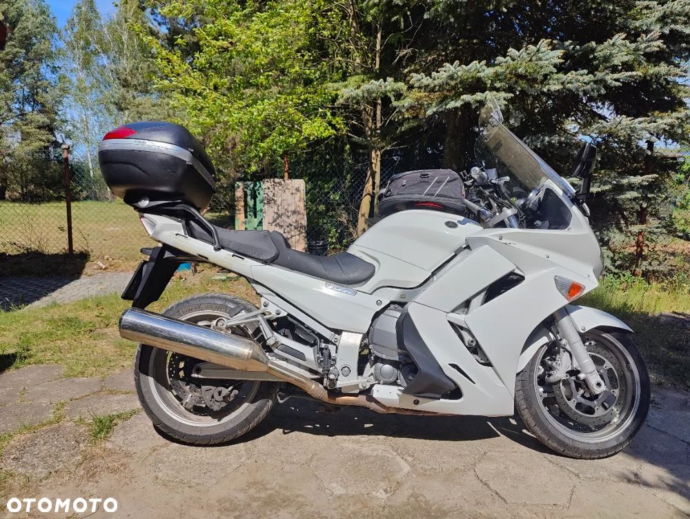 Yamaha FJR - 15
